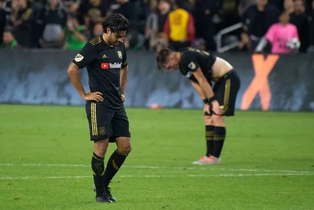 AP Carlos Vela en lamento