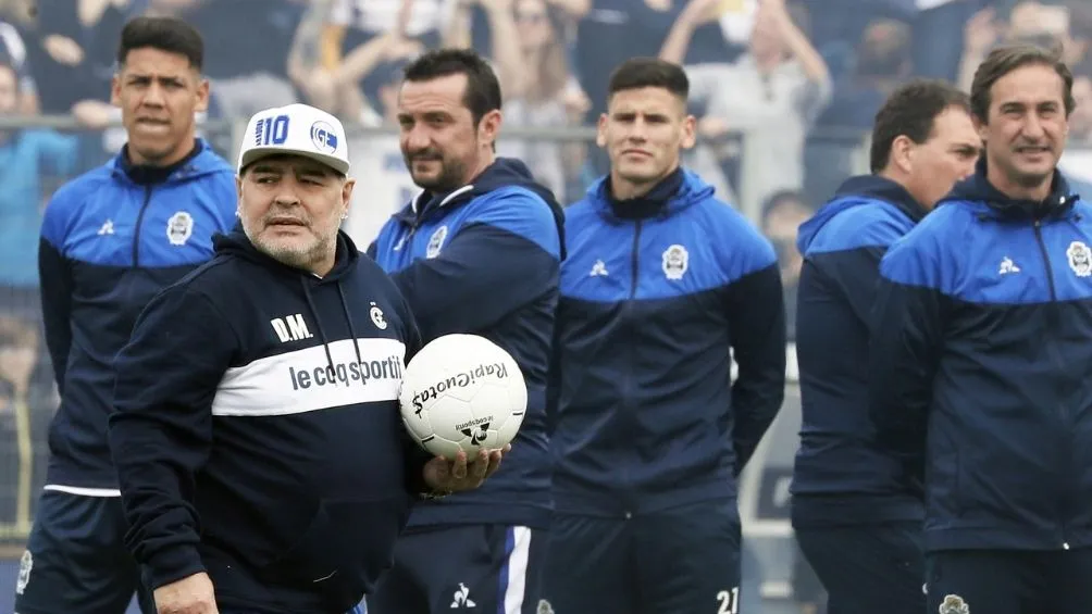 MEXSPORTS Diego Maradona, técnico de Gimnasia