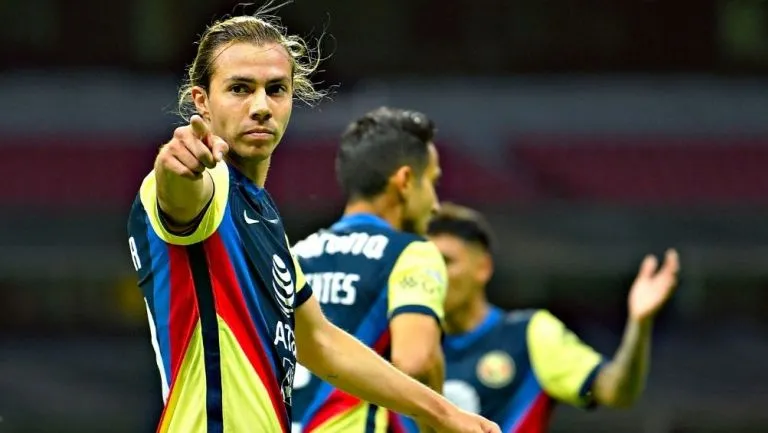 IMAGO7 Córdova festeja anotación con las Águilas