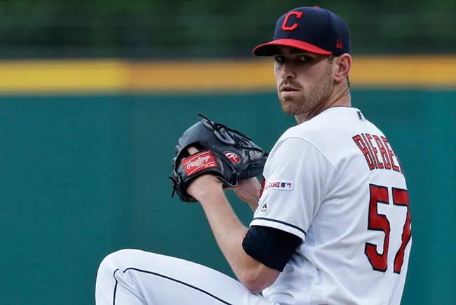 AP Bieber, antes de un lanzamiento