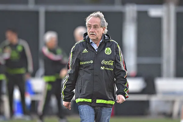 El exdirectivo en una concentración del Tri