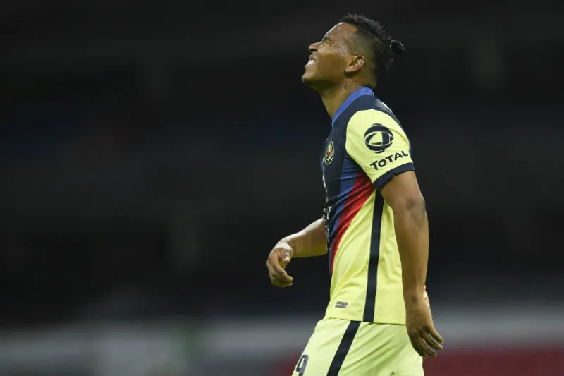 Roger Martínez en lamento