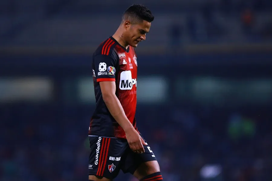 Anderson Santamaria durante un partido con Atlas