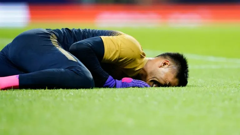 Talavera se lesiona en un calentamiento de Pumas