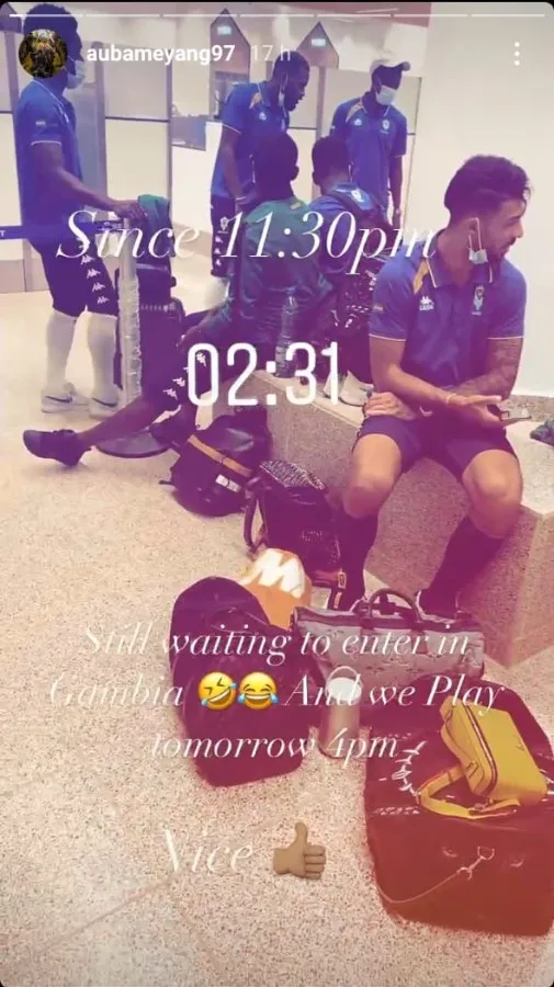 Jugadores de Gabón varados en el aeropuerto de Banjul