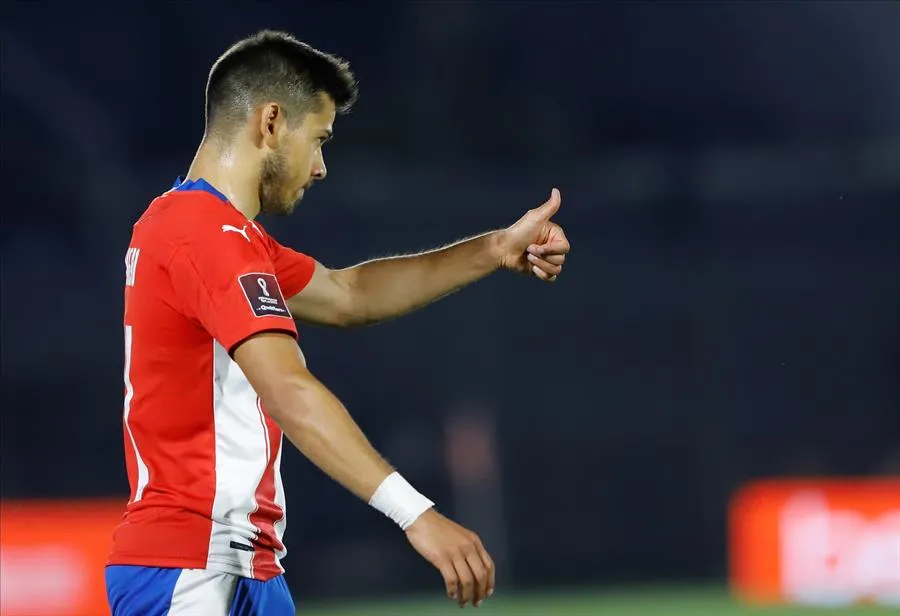 IMAGO7 Ángel Romero festeja una anotación