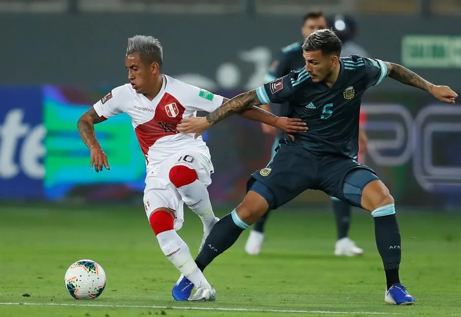 EFE Argentina derrotó como visitante a Perú