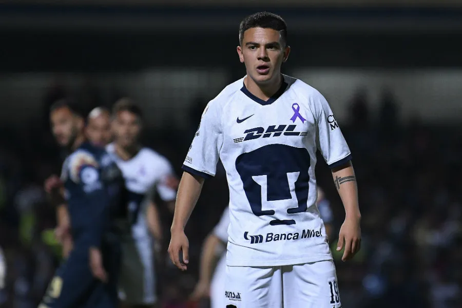 El jugador universitario en duelo ante América