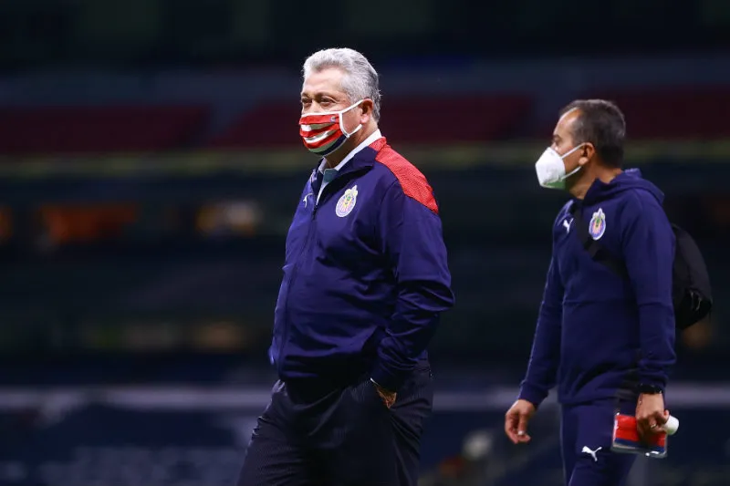 IMAGO7 Vucetich en partido con Chivas