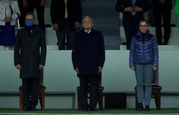 MIGUEL PONTÓN / AGENCIA RÉCORD AMLO en la ceremonia de entrega del PND