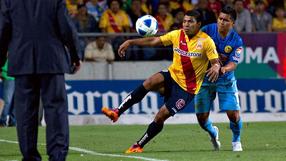IMAGO7 Jefferson Montero en partido con Morelia