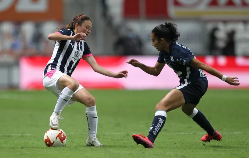 Ricla Rajunov, en acción contra Pumas