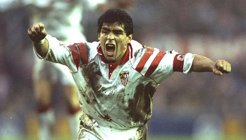 Diego Armando Maradona tras su paso por el Sevilla