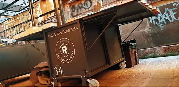 CALLEJÓN CONDESA La vista a detalle de los carritos