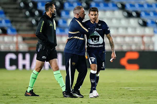 El mediocampista junto a Andrés Lillini