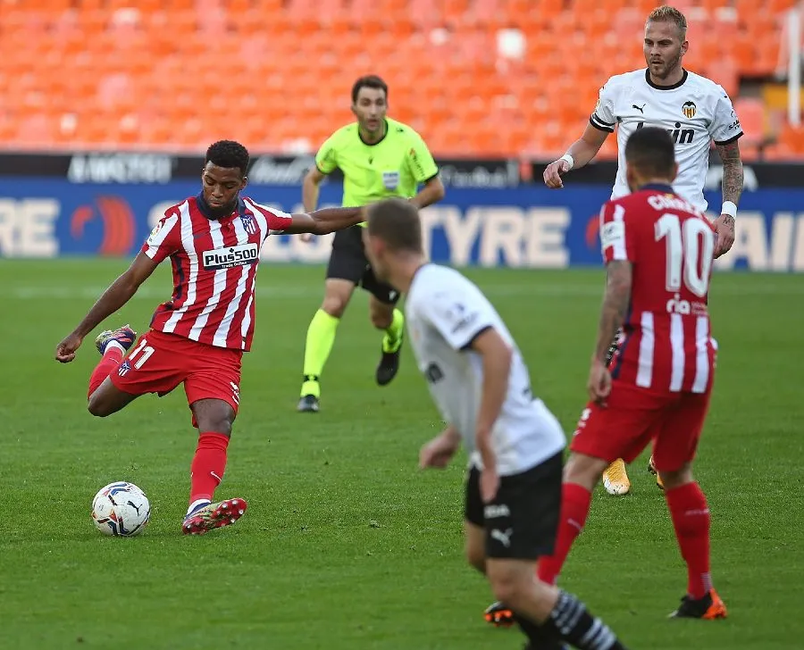 Lemar en partido ante el Valencia