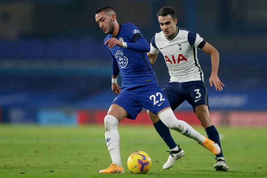 AP Hakim Ziyech marcado por Sergio Reguilón