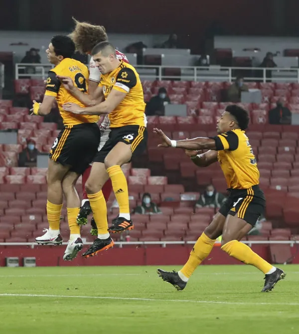Momento del choque entre Luiz y Jiménez