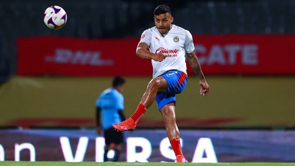 Alexis Vega en un calentamiento