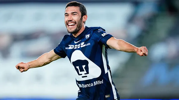 IMAGO7 El mediocampista festeja un gol