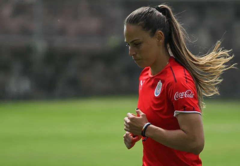 Janelly Farías, en un entrenamiento del Rebaño