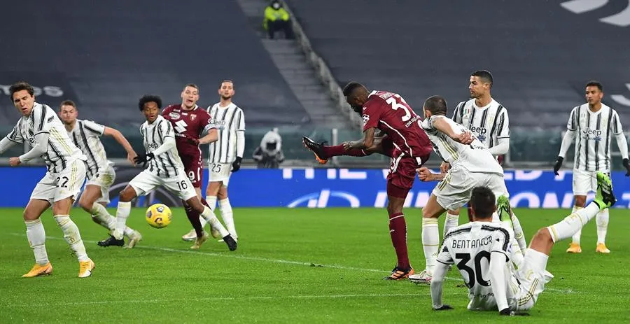 EFE La Juventus remontó al Torino