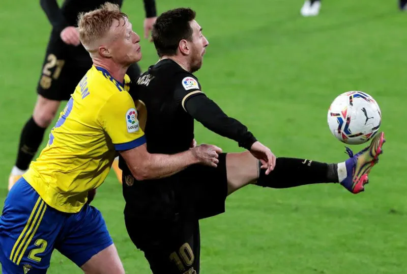 EFE Cádiz vs Barcelona en LaLiga