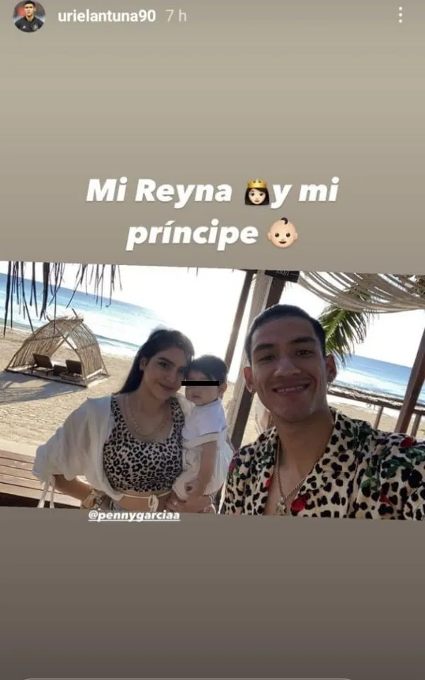 @urielantuna90 Antuna junto a su familia en Tulum