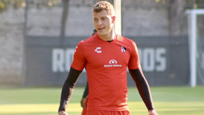 TWITTER:@ATLASFC Julio Furch en entrenamiento con Atlas