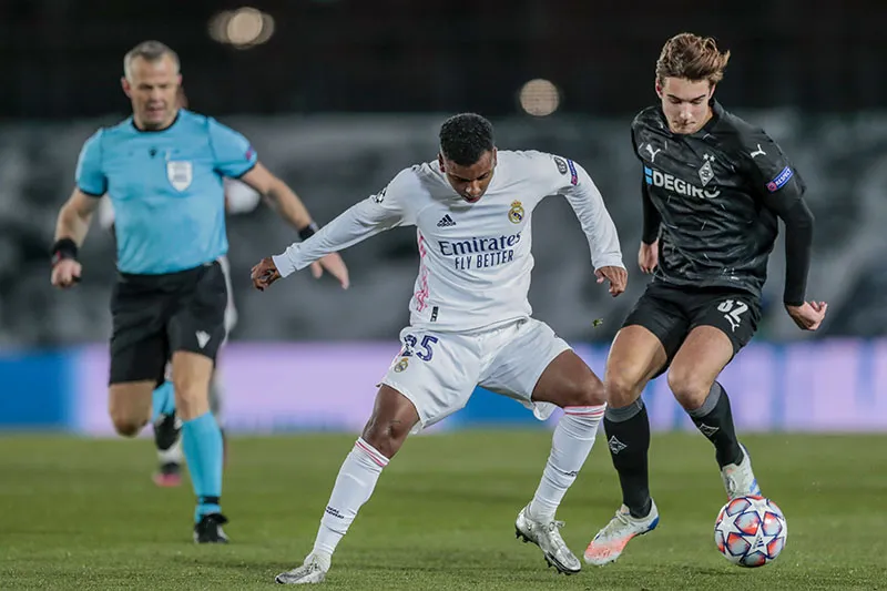 Rodrygo durante el duelo de Champions League