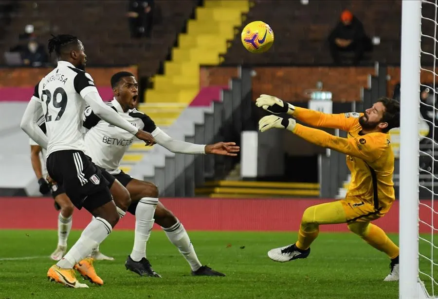 Alisson volvió a la titularidad del los Reds