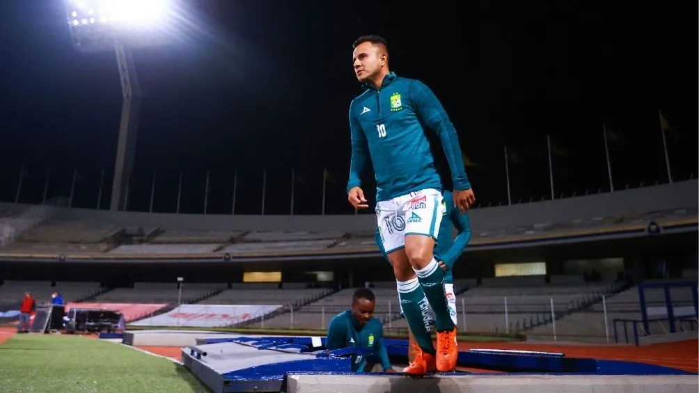 IMAGO7 Chapo Montes en partido con León