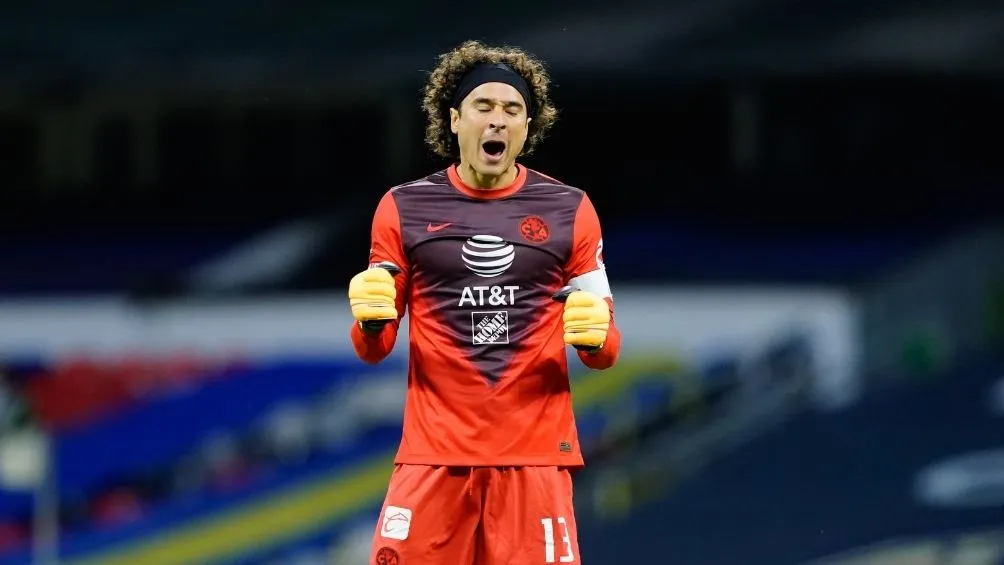 IMAGO7 Guillermo Ochoa en partido con América