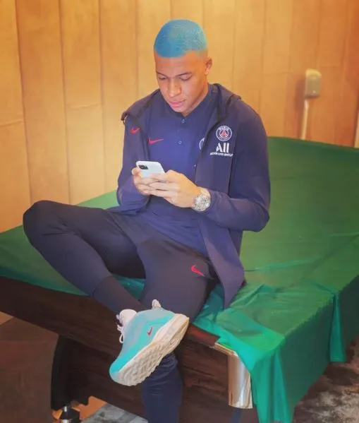 INSTAGRAM @K.MBAPPE Mbappé con su nuevo look
