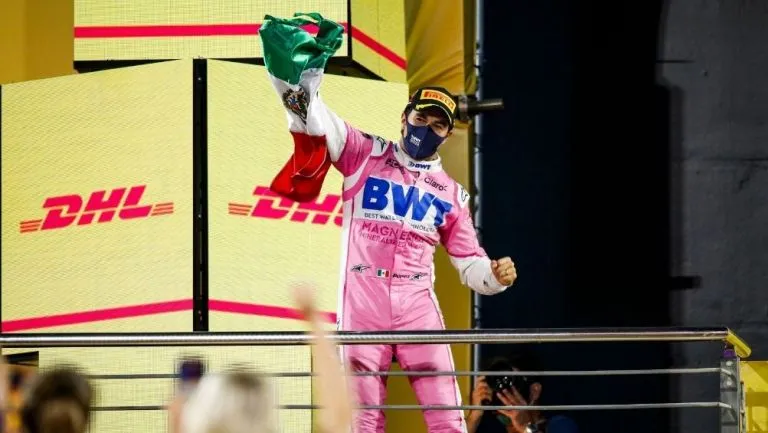 MEXSPORT Checo Pérez festejando el primer lugar