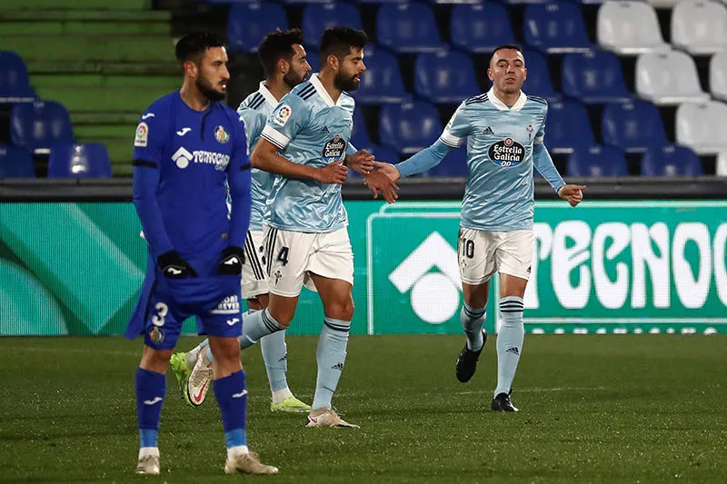Néstor Araujo durante el duelo ante Getafe