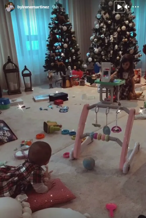 ESPECIAL Santa Claus llegó hasta Qatar para consentir a las hijas de Héctor Moreno