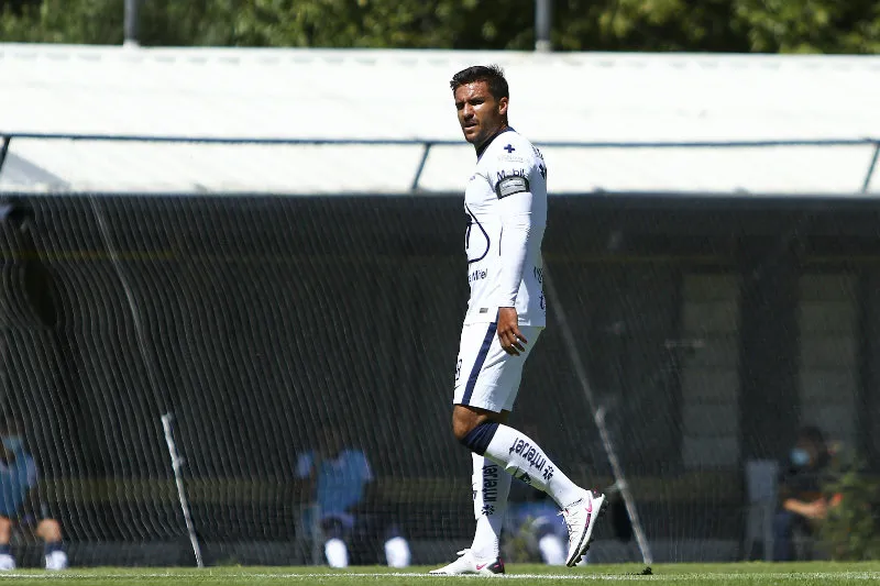 Carlos González en partido