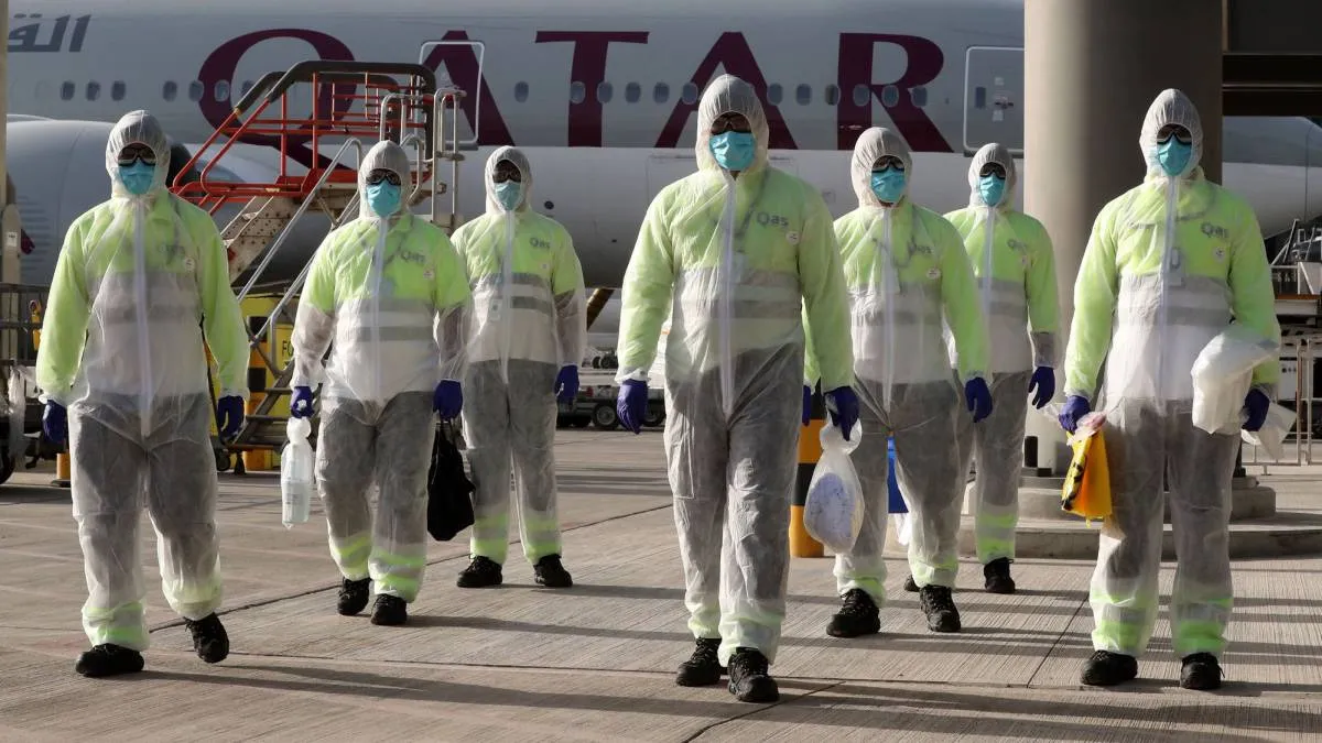 AP Trabajadores de Qatar 2022 con las medidas preventivas necesarias