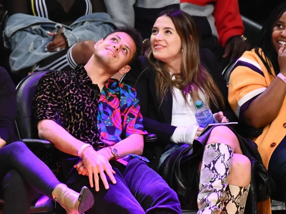 Chicharito y su pareja Sarah Kohan