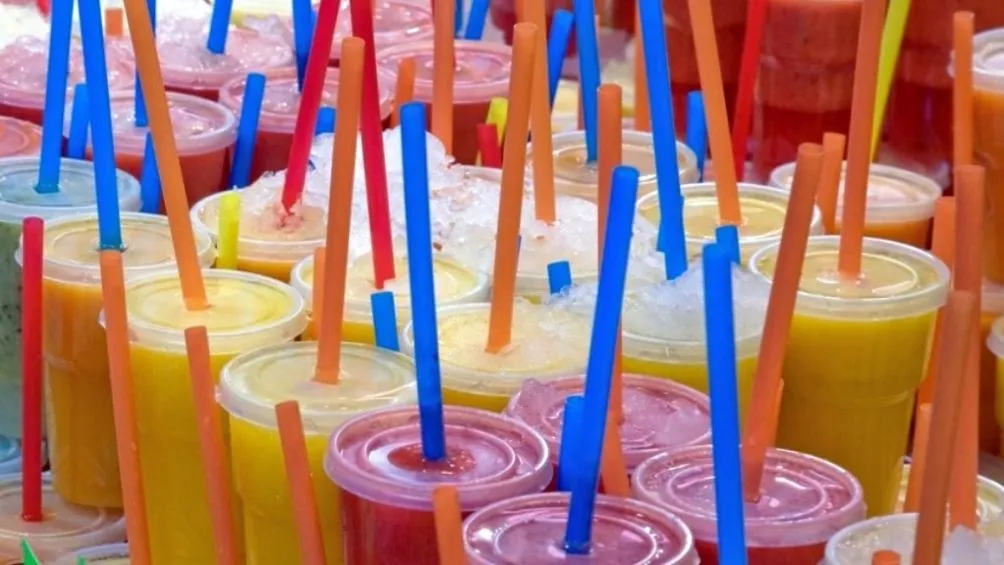 Estos son los plásticos que se dejaran de usar en el 2021