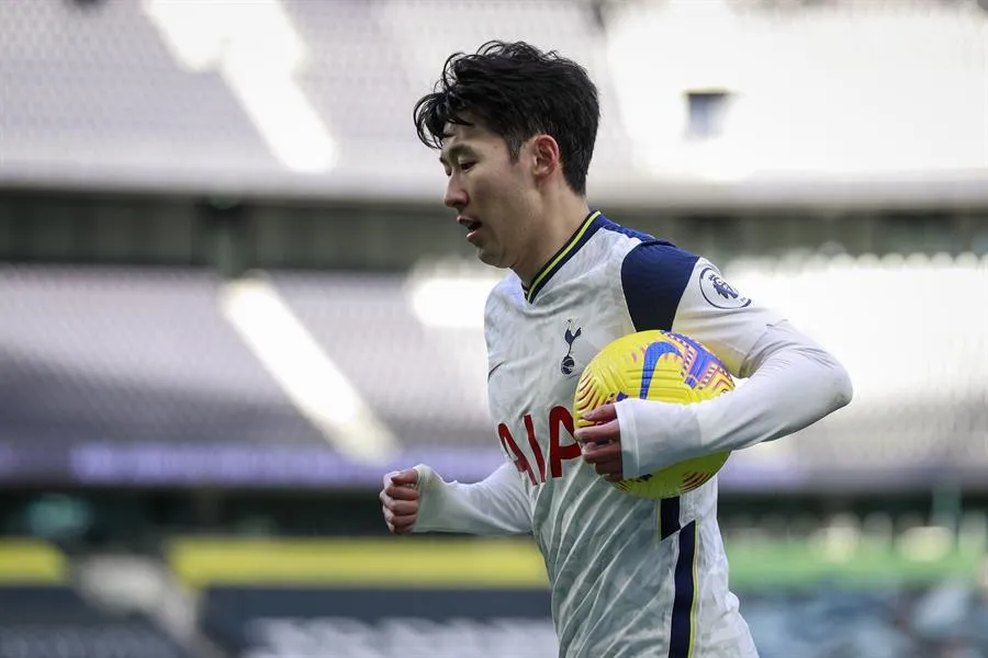 Tottenham se impuso al Leeds