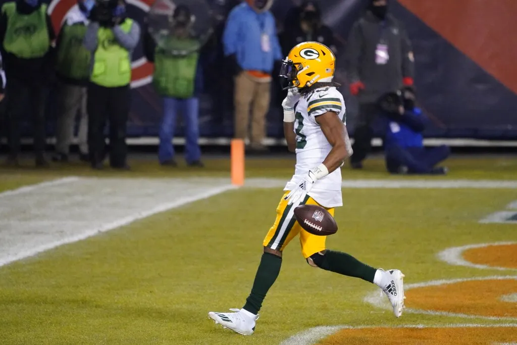 Aaron Jones llega a la zona prometida