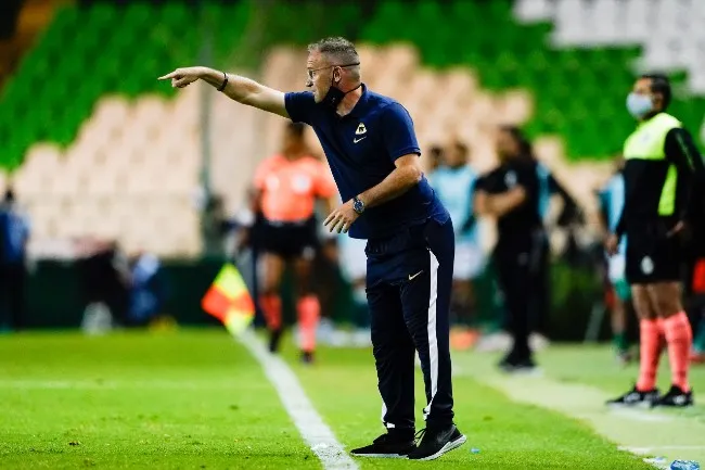 IMAGO7 Lillini da indicaciones a sus dirigidos