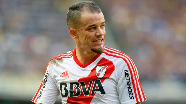 RIVER PLATE D'Alessandro, en un juego con River Plate
