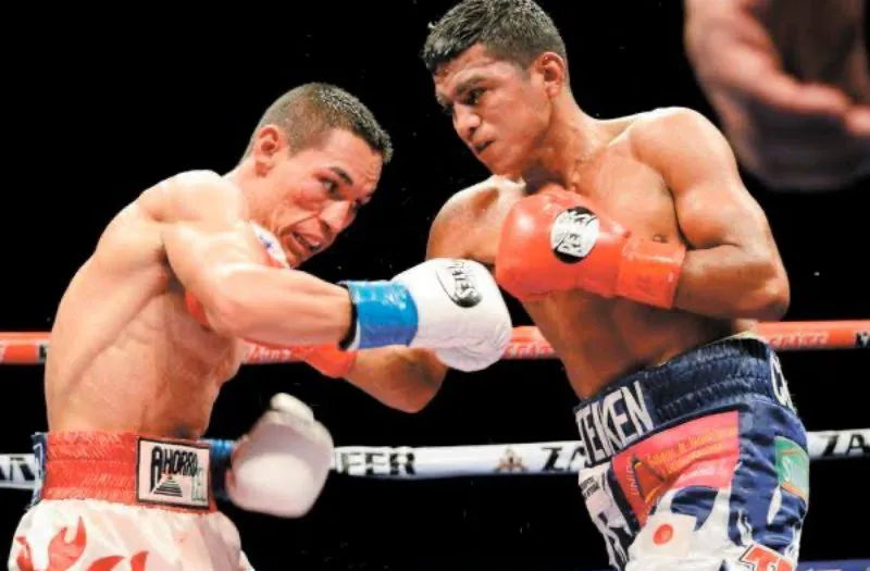 Francisco 'Gallo' Estrada y Román 'Chocolatito' González en reyerta