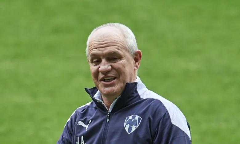 MEXSPORT Javier Aguirre en entrenamiento