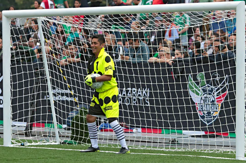 Jorge Campos en partido