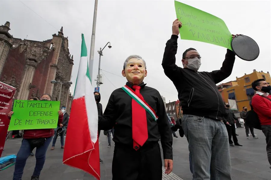 EFE Trabajadores del giro restaurantero 'alzan la voz'