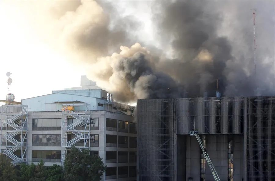 EFE Incendio en las instalaciones del Metro